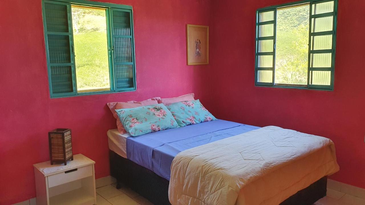 Casa Na Montanha A 500 Metros Da Pedra Do Bau Leilighet São Bento do Sapucaí Eksteriør bilde